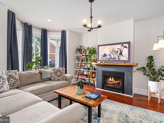 5th image of 515 Willis St