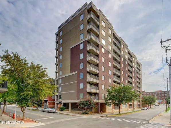 1735 Lake Ave APT 807, Knoxville, TN 37916