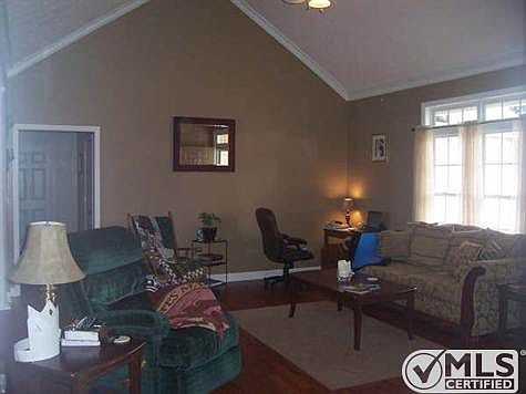 1st image of 51 Fieldstone Ct