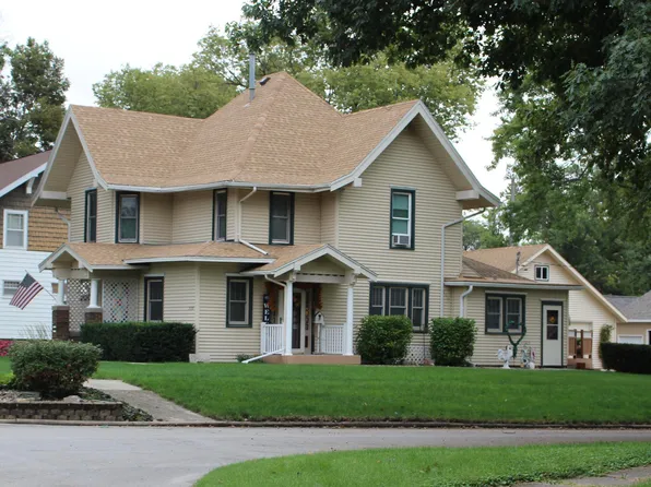 300 5th St, Griswold, IA 51535