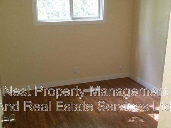 5th image of 2647 Oak St Unit A