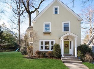 85 Clifford Ave, Pelham, NY 10803