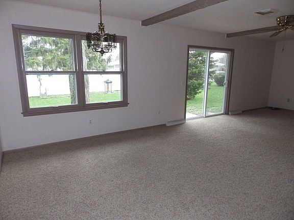 From Living Room into Family Room