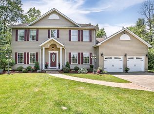 2694 Bedell Rd, Grand Island, NY 14072