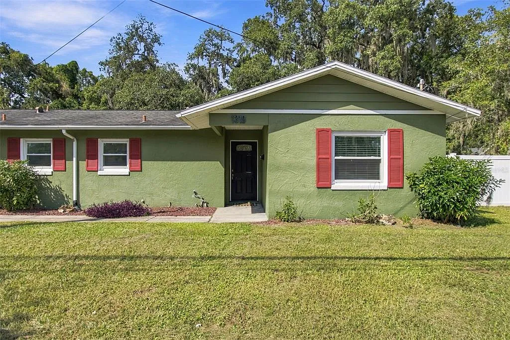 2 bed, 1.0 bath, 783 sqft, $1,850 — Photo 1