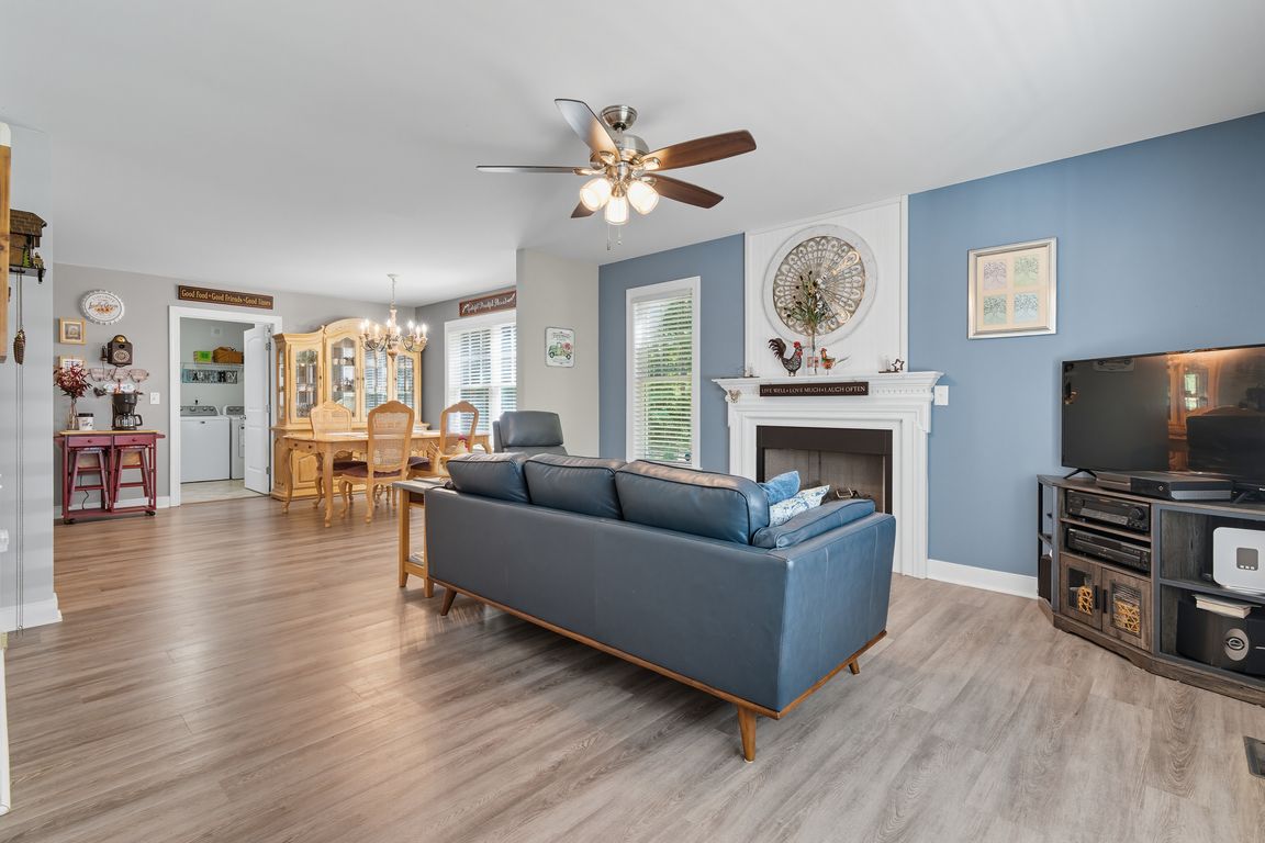 next background image