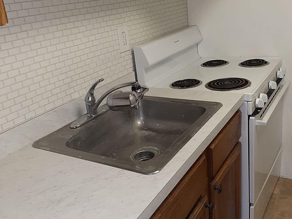 3rd image of 1732 Saint Paul St APT 5B