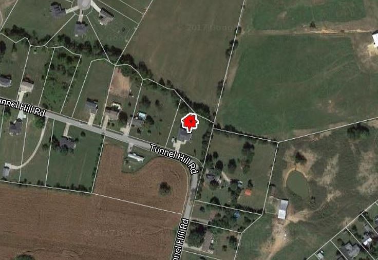 2nd image of 982 Tunnel Hill Rd