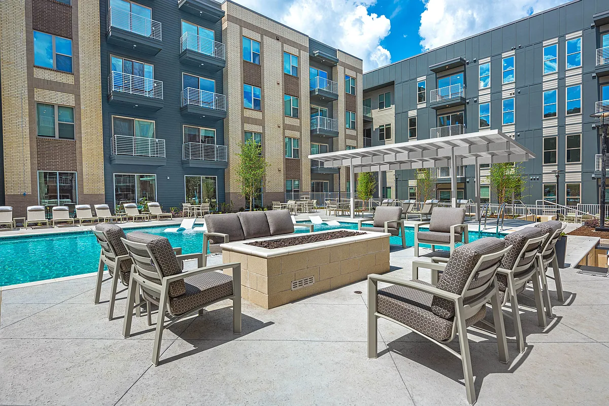 Photo 2 of 39 - Luxia Preston - Plano, TX Building Photo - Luxia Preston