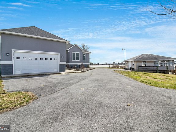 5th image of 29740 Beach Ct