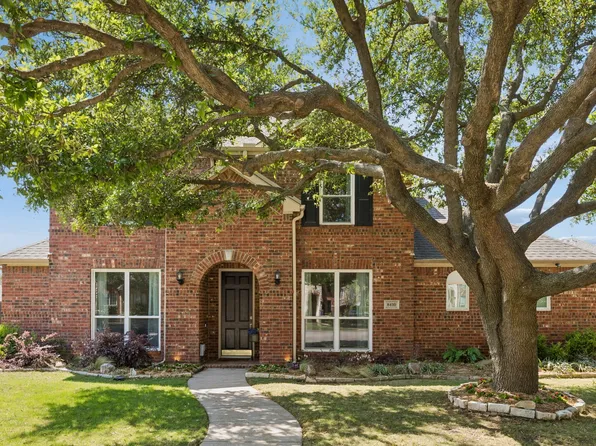8410 Lexington Ct, Rowlett, TX 75089