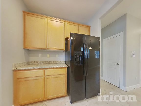 5th image of 2280 South Dr Unit 3