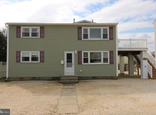 304 W 14th St, Ship Bottom, NJ 08008