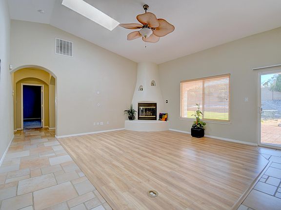 5th image of 7008 Santa Elena St NE