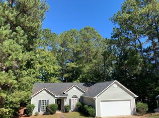 102 Woodridge Ct, Lagrange, GA 30241