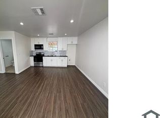 7053 Lindley Ave, Reseda, CA 91335