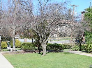 234 Columbia Ave APT 11, Fort Lee, NJ