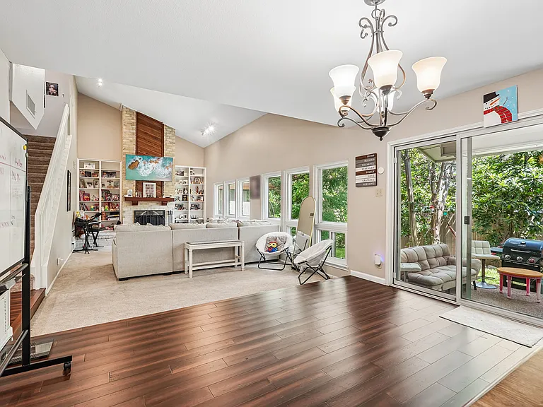 2639 Country Square St — Photo 15