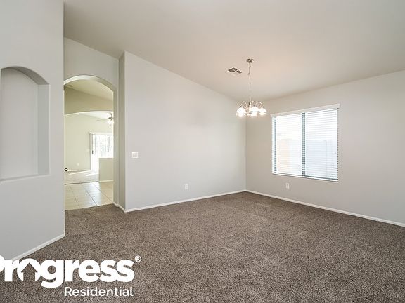 2nd image of 1595 W San Tan Hills Dr