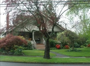 514 W Main St, Silverton, OR 97381