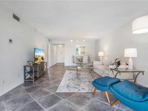 5667 Rattlesnake Hammock RD #102B, NAPLES, FL 34113