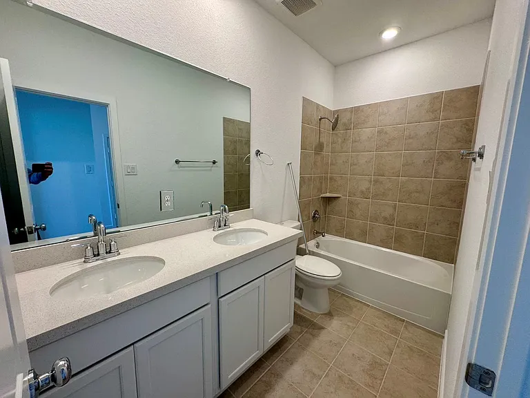 9743 Lucky Knot Ln — Photo 5