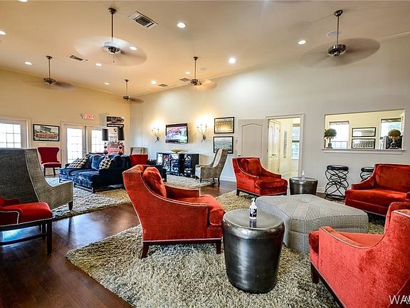 5th image of 700 15th St Unit 2104