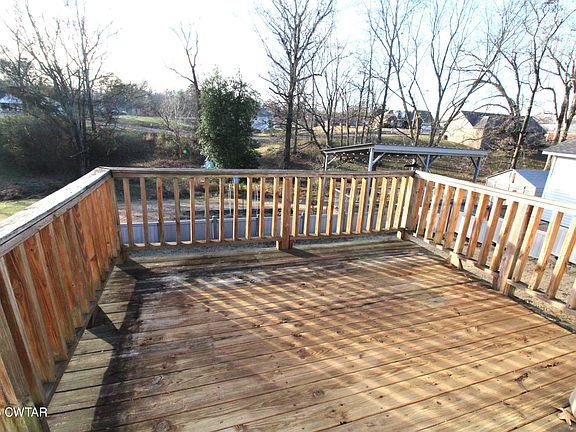 3rd image of 101 Hedgewood Dr