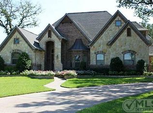 10501 Estancia Ct, Fort Worth, TX 76108