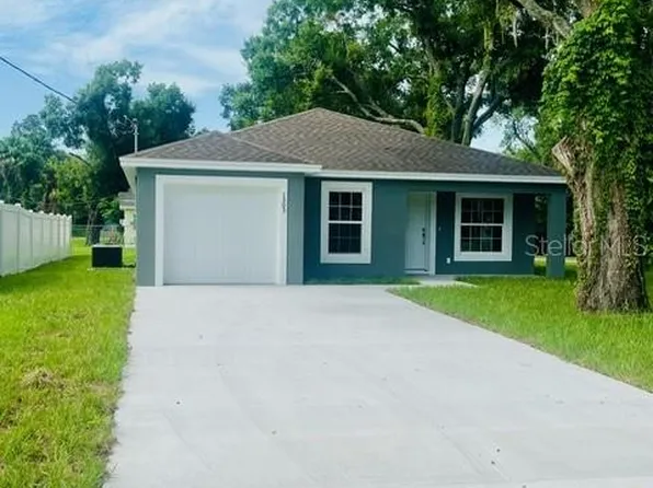 1303 NE 6th St, Mulberry, FL 33860