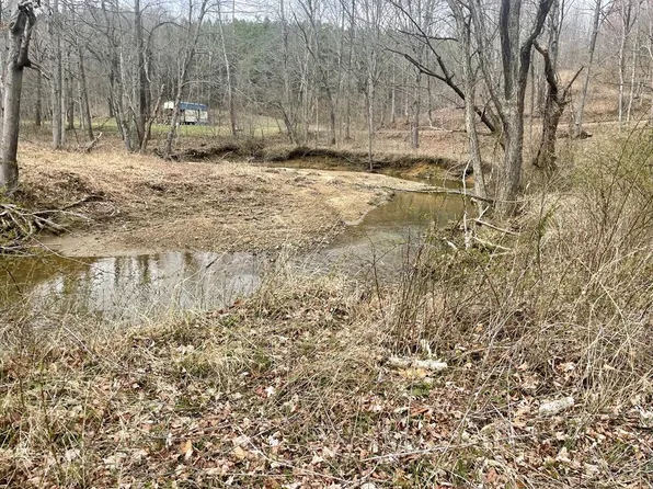 2006 State Route 279, Oak Hill, OH 45656