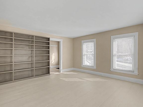 4th image of 210 Water Street