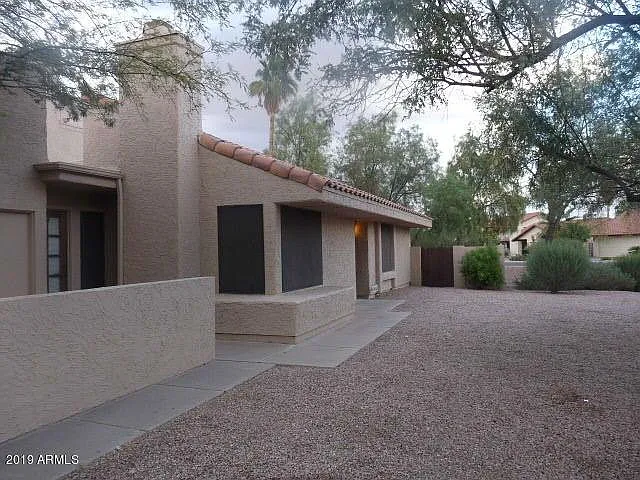 1631 N El Camino Dr — Photo 3