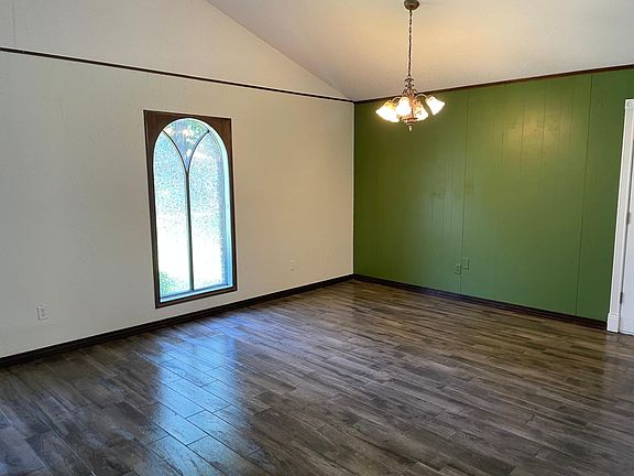 Front room (open concept)
