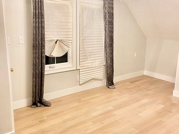 2nd image of 159-21 100th St #2