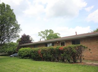 4858 Kingshill Dr, Columbus, OH 43229