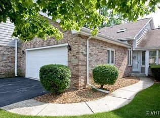 17353 Brook Crossing Ct, Orland Park, IL 60467