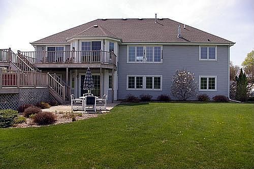 1st image of 2118 N Hickory Ct