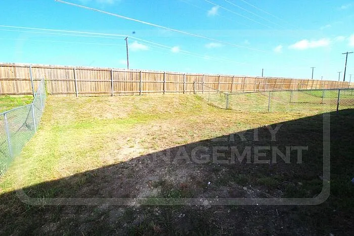 907 Lasso Dr #A — Photo 32