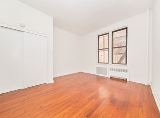 400 W 45th St APT 2G, New York, NY 10036