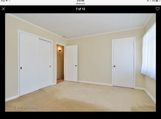 680 Roger Williams Ave, Highland Park, IL 60035