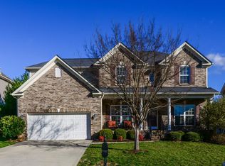 8208 Penman Springs Dr, Waxhaw, NC 28173