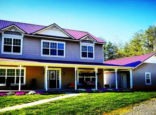 1700 Foxfire Rd, Martinsville, VA 24112