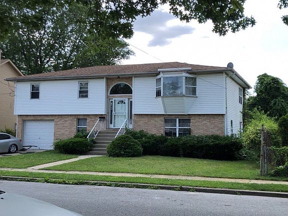 2nd image of 1288 Dekoven St