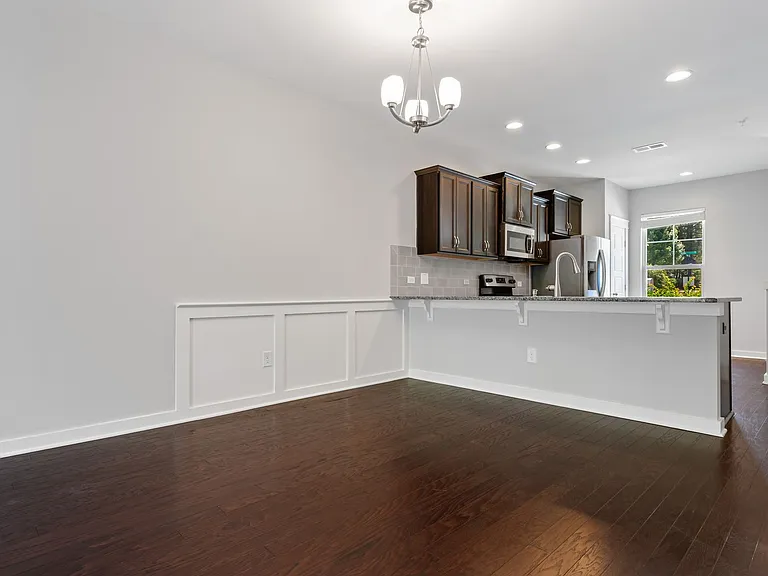 6258 Pesta Ct — Photo 4