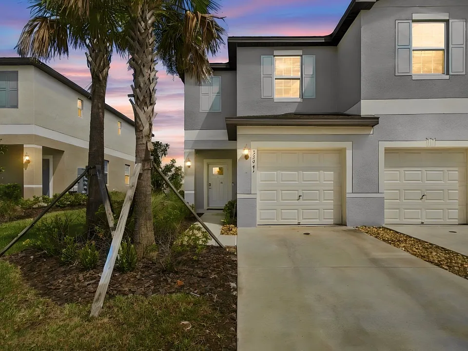 32041 Powderpuff Mimosa Dr