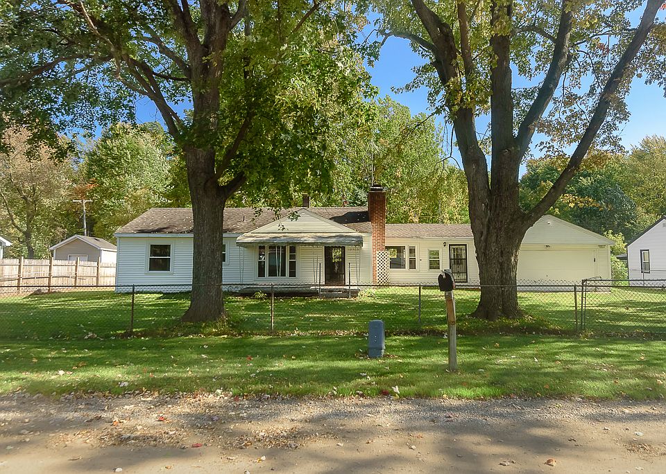 1st image of 19765 Crandell Ct