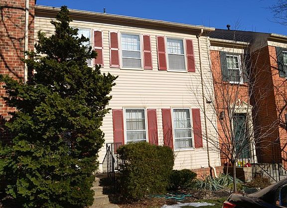 2nd image of 7806 Butterfield Ln