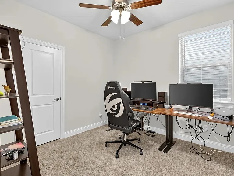 1536 Lake District Dr — Photo 15