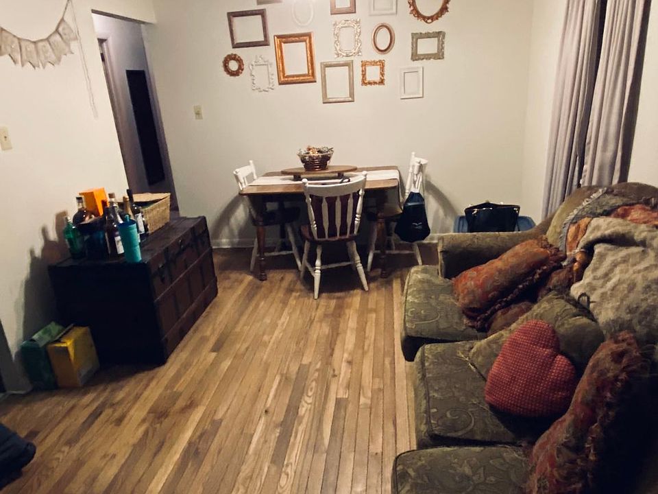 Living room/dining room